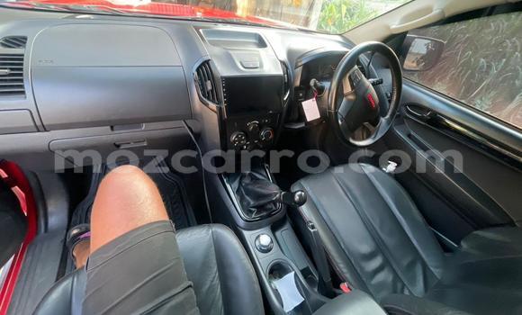 Tenga Tsaru Isuzu D-MAX Tsvuku Mota in Maputo in Maputo Tenga Tsaru Isuzu D-MAX Tsvuku Mota in Maputo in Maputo