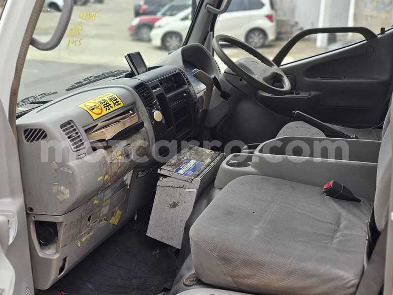 Big with watermark toyota dyna maputo maputo 42829