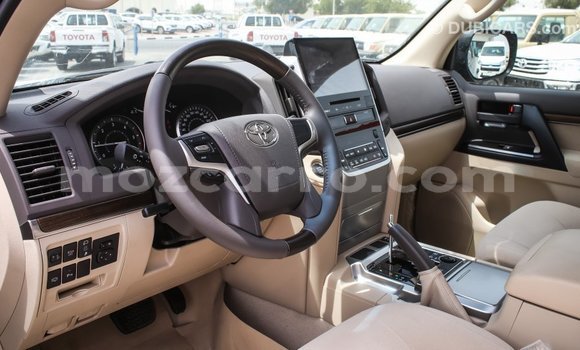Comprar Importar Toyota Land Cruiser Preto Carro em Import - Dubai em Cabo Delgado Comprar Importar Toyota Land Cruiser Preto Carro em Import - Dubai em Cabo Delgado