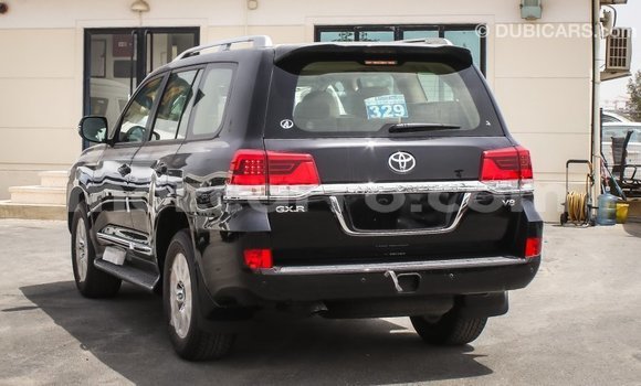 Comprar Importar Toyota Land Cruiser Preto Carro em Import - Dubai em Cabo Delgado Comprar Importar Toyota Land Cruiser Preto Carro em Import - Dubai em Cabo Delgado