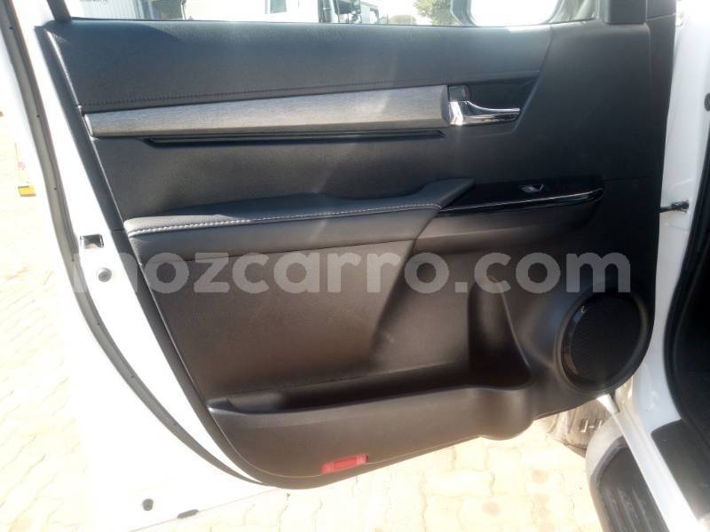Big with watermark toyota hilux maputo maputo 42872