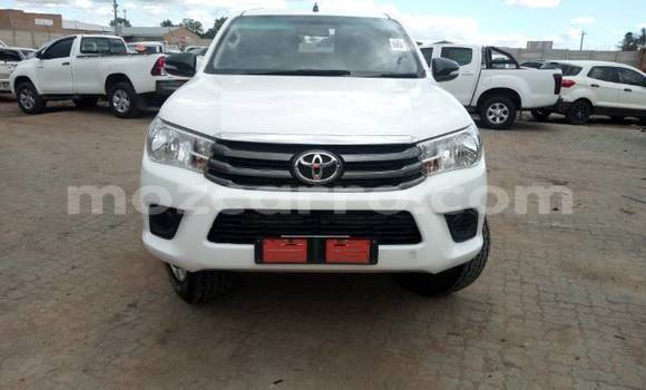 Tenga Tsaru Toyota Hilux Chena Mota in Beira in Sofala Tenga Tsaru Toyota Hilux Chena Mota in Beira in Sofala