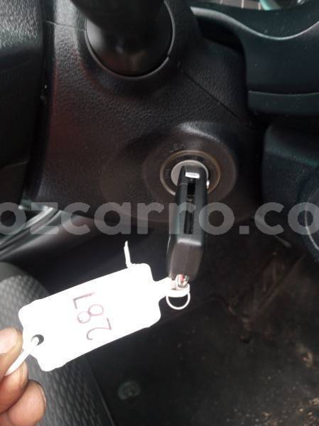 Big with watermark toyota hilux sofala beira 42874