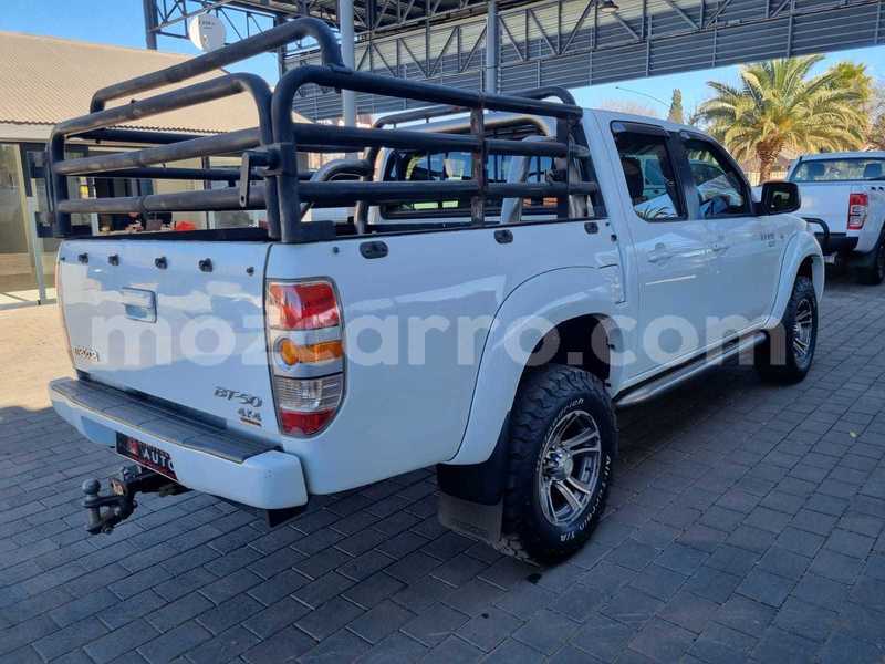 Big with watermark mazda bt 50 sofala beira 42875