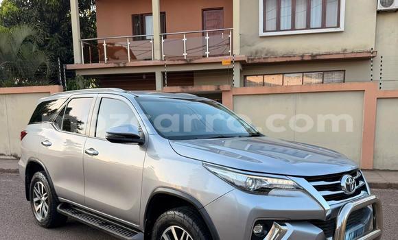 Comprar Usado Toyota Fortuner De outros Carro em Maputo em Maputo Comprar Usado Toyota Fortuner De outros Carro em Maputo em Maputo