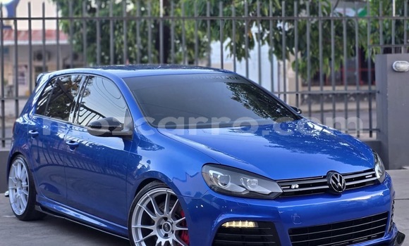 Comprar Usado Volkswagen Golf R Azul Carro em Maputo em Maputo Comprar Usado Volkswagen Golf R Azul Carro em Maputo em Maputo