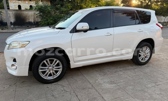 Comprar Usado Toyota Vanguard Branco Carro em Maputo em Maputo Comprar Usado Toyota Vanguard Branco Carro em Maputo em Maputo