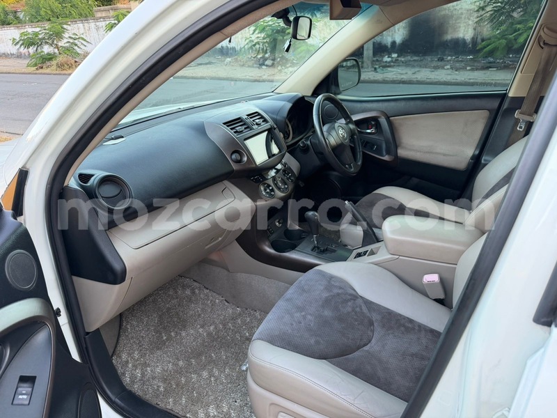 Big with watermark toyota vanguard maputo maputo 42897