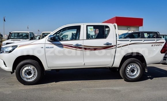 Comprar Importar Toyota Hilux Branco Carro em Import - Dubai em Cabo Delgado Comprar Importar Toyota Hilux Branco Carro em Import - Dubai em Cabo Delgado