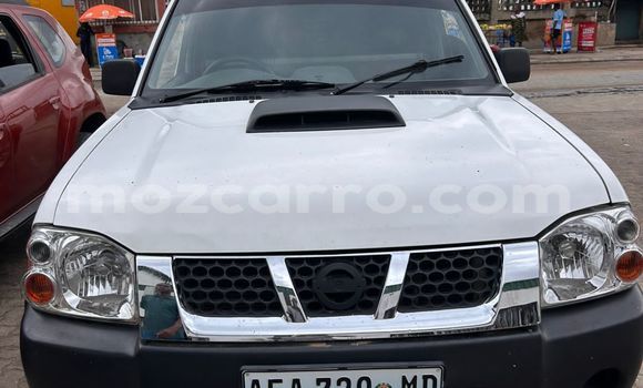 Comprar Usado Nissan Hardbody Branco Carro em Maputo em Maputo Comprar Usado Nissan Hardbody Branco Carro em Maputo em Maputo