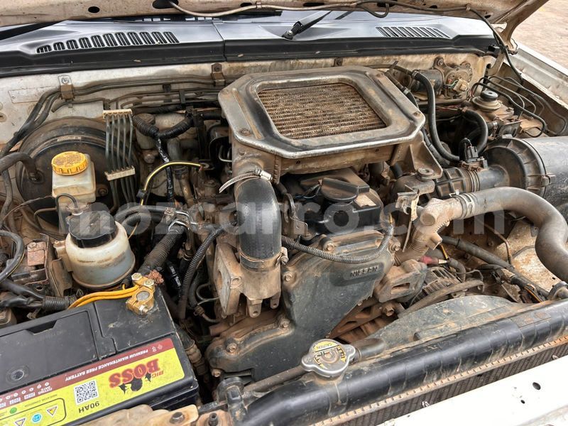 Big with watermark nissan hardbody maputo maputo 42900