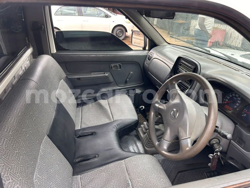 Big with watermark nissan hardbody maputo maputo 42900