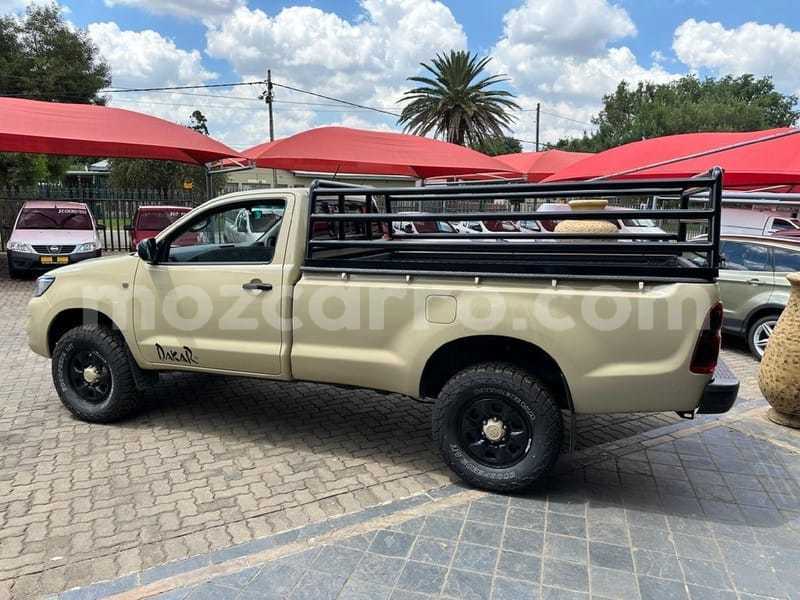 Big with watermark toyota hilux sofala beira 42916