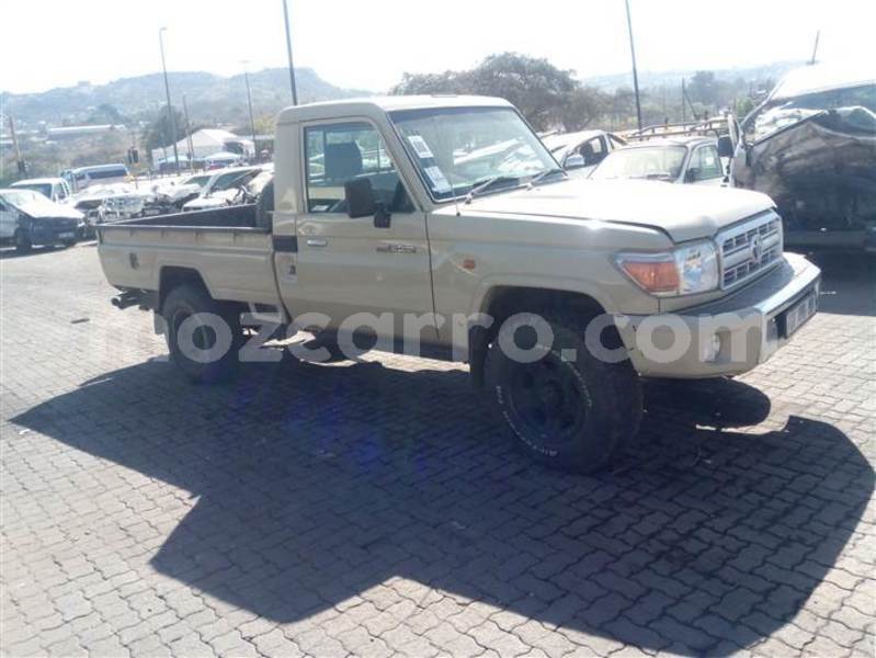 Big with watermark toyota land cruiser sofala beira 42918