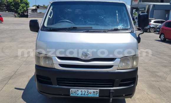 Comprar Usado Toyota Hiace Prata Carro em Maputo em Maputo