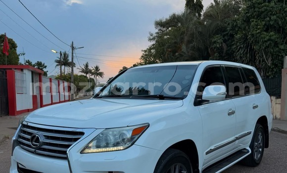 Tenga Tsaru Lexus LX 570 Chena Mota in Maputo in Maputo Tenga Tsaru Lexus LX 570 Chena Mota in Maputo in Maputo