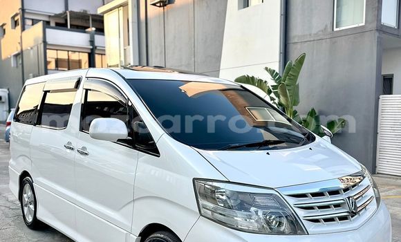 Comprar Usado Toyota Alphard Branco Carro em Maputo em Maputo Comprar Usado Toyota Alphard Branco Carro em Maputo em Maputo