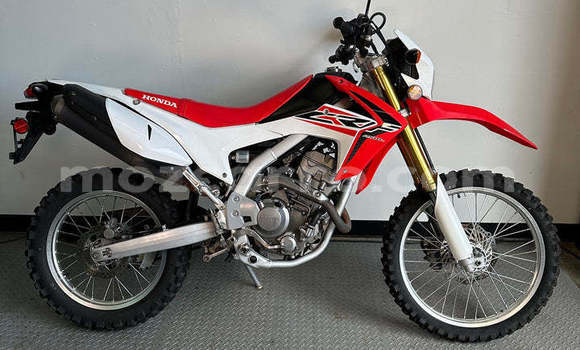 Comprar Usado Honda CRF Vermelho Moto em Beira em Sofala Comprar Usado Honda CRF Vermelho Moto em Beira em Sofala