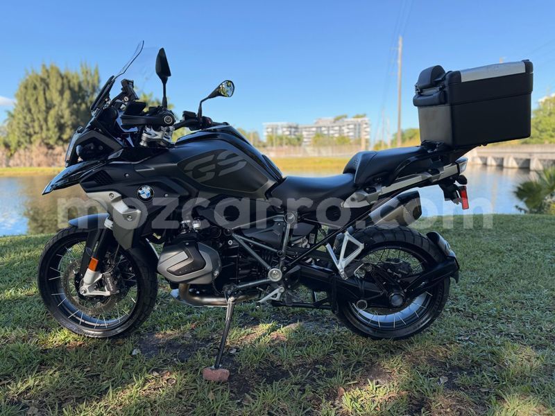 Big with watermark bmw gs nampula angoche 42973