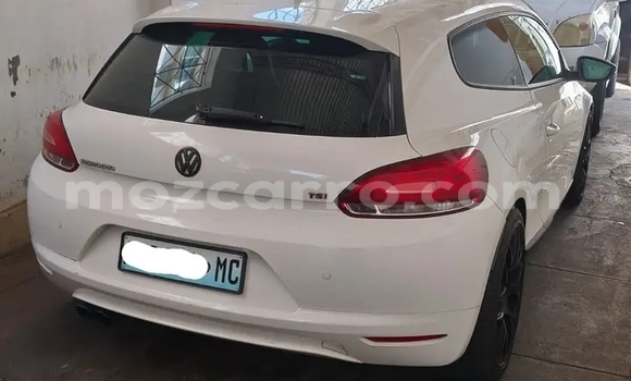 Buy Used Volkswagen Scirocco R White Car in Búzi in Sofala Buy Used Volkswagen Scirocco R White Car in Búzi in Sofala
