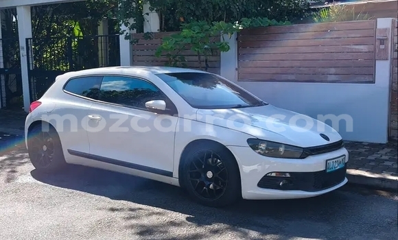 Buy Used Volkswagen Scirocco R White Car in Búzi in Sofala Buy Used Volkswagen Scirocco R White Car in Búzi in Sofala