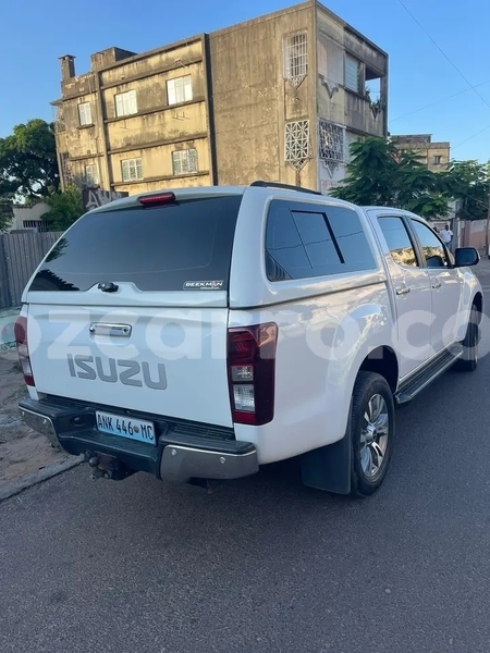 Big with watermark isuzu d max sofala buzi 42977