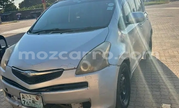 Buy Used Toyota Ractis Other Car in Búzi in Sofala Buy Used Toyota Ractis Other Car in Búzi in Sofala