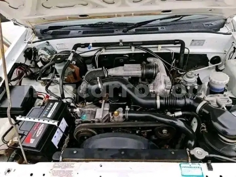 Big with watermark toyota hiluxe revo sofala buzi 42981