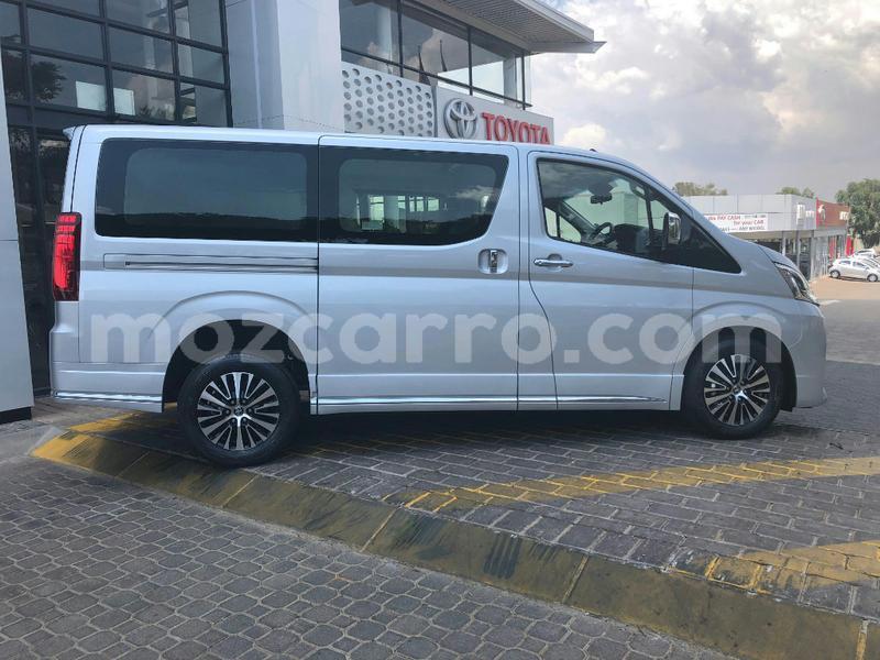 Big with watermark toyota grand hiace maputo maputo 6432