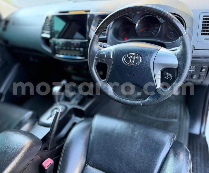 Big with watermark toyota hilux maputo maputo 43000