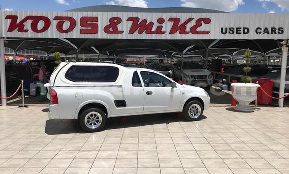 Comprar Usado Opel Corsa OPC Branco Carro em Maputo em Maputo