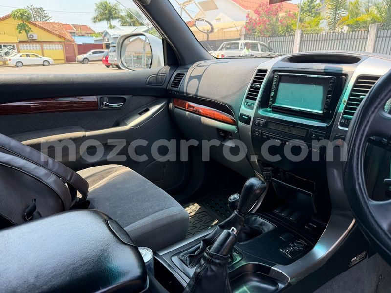 Big with watermark toyota land cruiser prado maputo maputo 43013