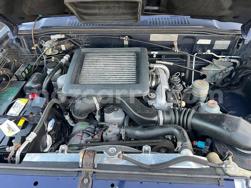 Big with watermark isuzu bighorn maputo maputo 43021