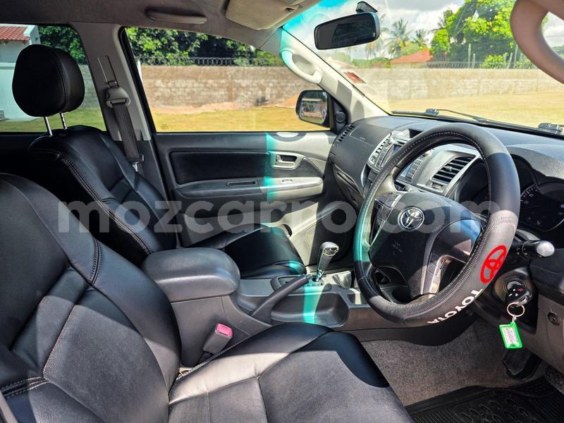 Big with watermark toyota hilux maputo maputo 43042