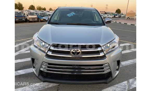 Comprar Importar Toyota Highlander De outros Carro em Import - Dubai em Cabo Delgado Comprar Importar Toyota Highlander De outros Carro em Import - Dubai em Cabo Delgado
