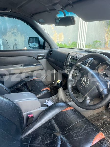 Big with watermark mazda bt 50 maputo maputo 43050