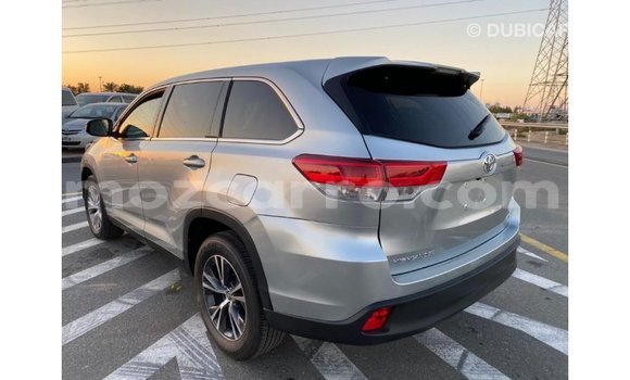 Comprar Importar Toyota Highlander De outros Carro em Import - Dubai em Cabo Delgado Comprar Importar Toyota Highlander De outros Carro em Import - Dubai em Cabo Delgado