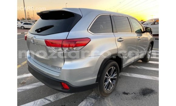 Comprar Importar Toyota Highlander De outros Carro em Import - Dubai em Cabo Delgado Comprar Importar Toyota Highlander De outros Carro em Import - Dubai em Cabo Delgado