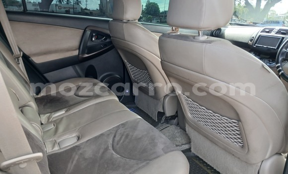 Comprar Usado Toyota Vanguard Azul Carro em Maputo em Maputo Comprar Usado Toyota Vanguard Azul Carro em Maputo em Maputo
