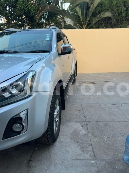 Big with watermark isuzu d max maputo maputo 43060