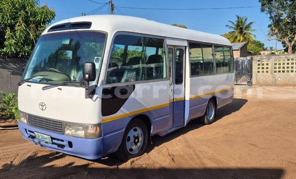 Comprar Usado Toyota Coaster Branco Carro em Maputo em Maputo Comprar Usado Toyota Coaster Branco Carro em Maputo em Maputo