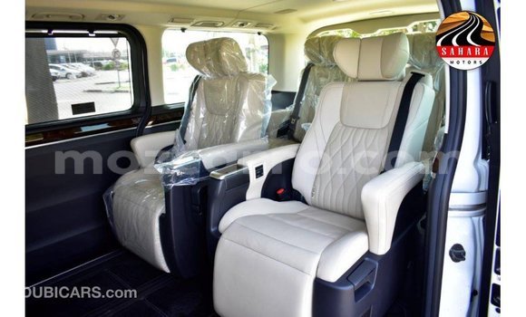 Buy Import Toyota Granvia White Car in Import - Dubai in Cabo Delgado Buy Import Toyota Granvia White Car in Import - Dubai in Cabo Delgado