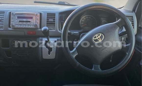 Comprar Usado Toyota Hiace Other Carro em Búzi em Sofala Comprar Usado Toyota Hiace Other Carro em Búzi em Sofala