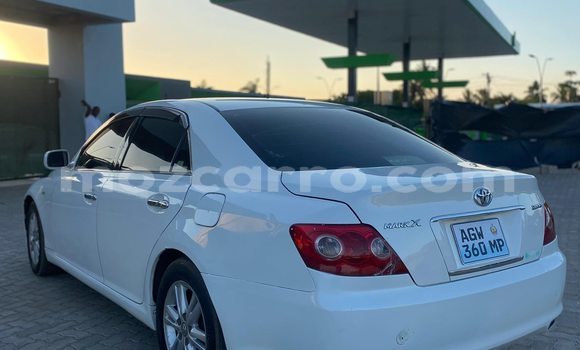 Comprar Usado Toyota Mark X Branco Carro em Macia em Gaza Comprar Usado Toyota Mark X Branco Carro em Macia em Gaza