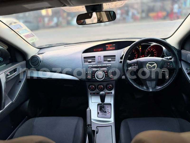 Big with watermark mazda axela sofala beira 43135