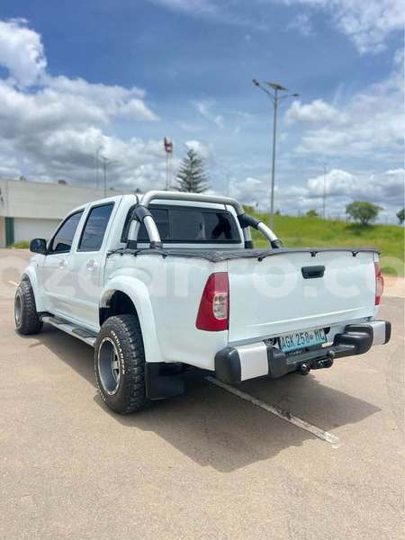 Big with watermark isuzu kb nampula angoche 43139