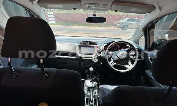 Comprar Usado Honda Fit Other Carro em Caia em Sofala Comprar Usado Honda Fit Other Carro em Caia em Sofala