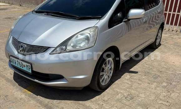 Comprar Usado Honda Fit Other Carro em Caia em Sofala Comprar Usado Honda Fit Other Carro em Caia em Sofala