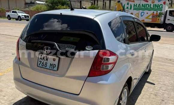 Comprar Usado Honda Fit Other Carro em Caia em Sofala Comprar Usado Honda Fit Other Carro em Caia em Sofala