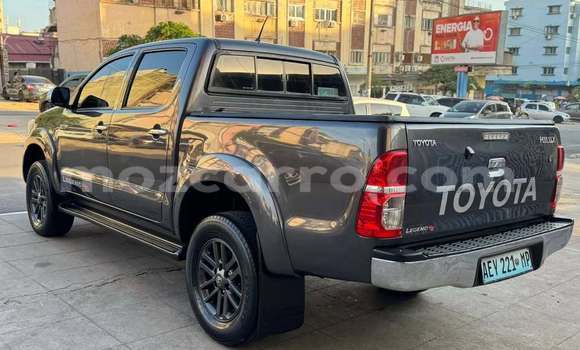 Comprar Usado Toyota Hilux Other Carro em Caia em Sofala Comprar Usado Toyota Hilux Other Carro em Caia em Sofala